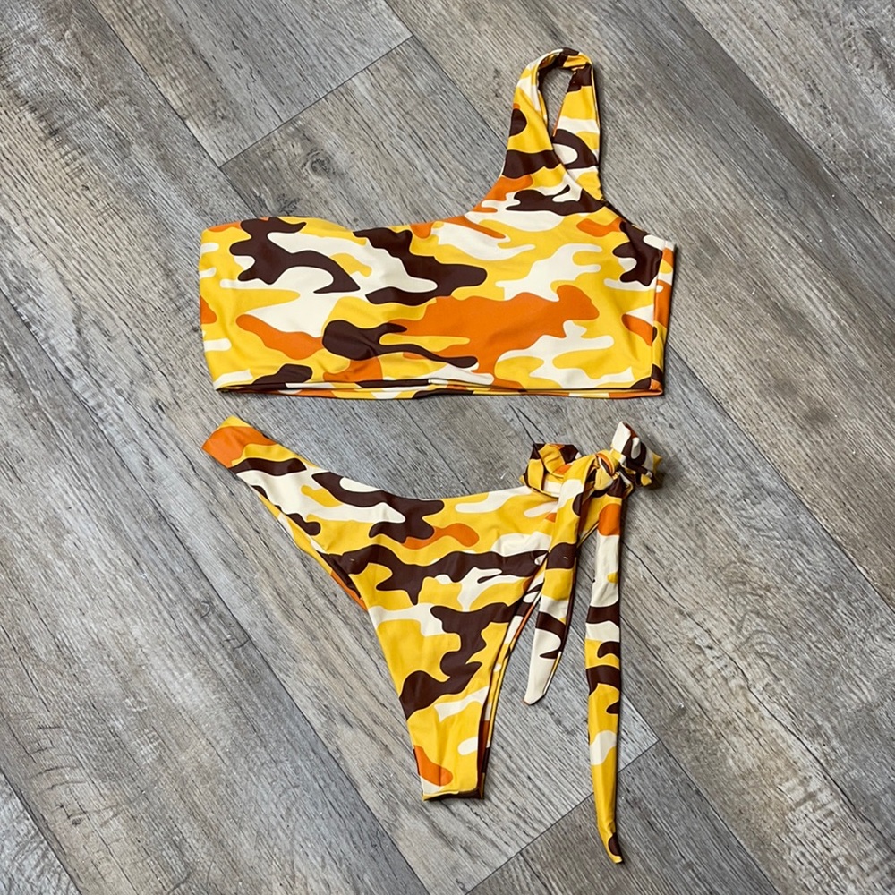 Camouflage bikini